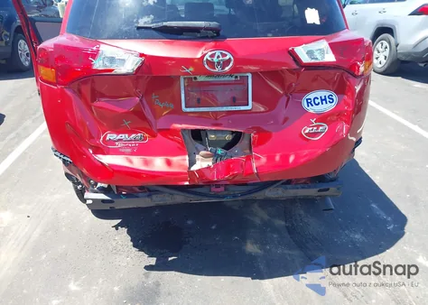 2015 Toyota Rav4 Xle z USA, uszkodzony, nr VIN 2T3WFREV3FW147581